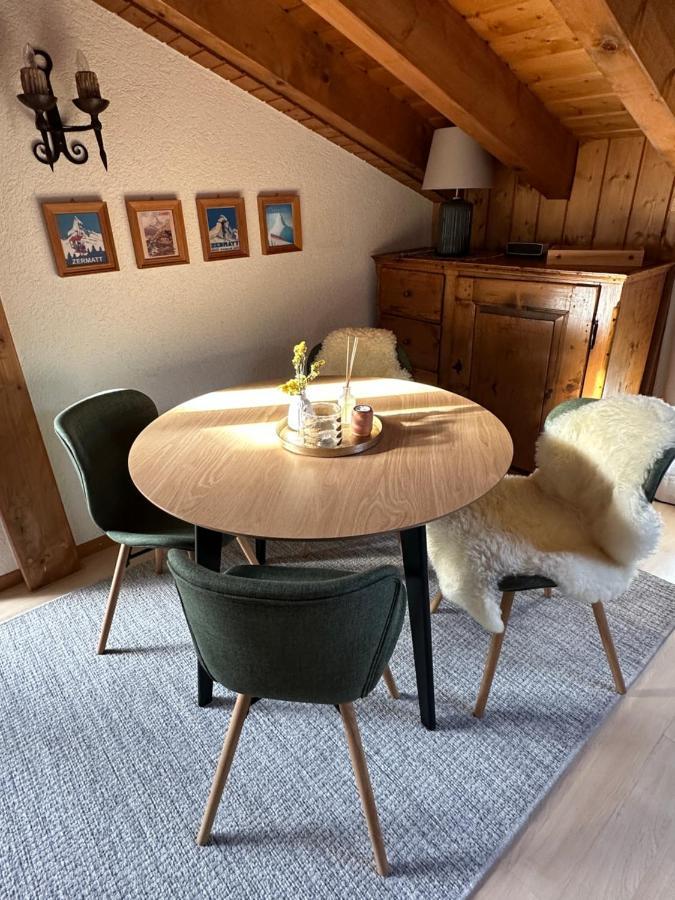 Dachwohnung Mit Charme Im Haus Luchre, เซอร์แมท ภายนอก รูปภาพ