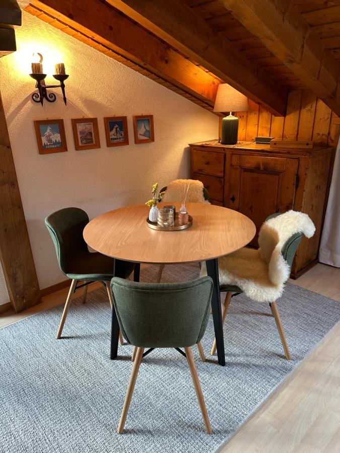 Dachwohnung Mit Charme Im Haus Luchre, เซอร์แมท ภายนอก รูปภาพ